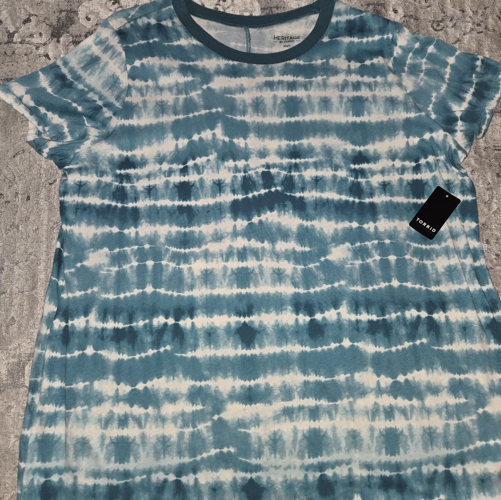 Torrid Tee Shirt